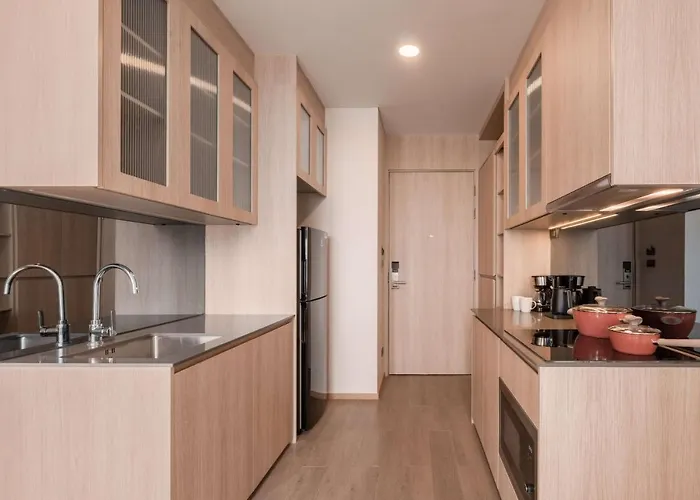 Hotel Wyndham Garden Sukhumvit 42 4*
