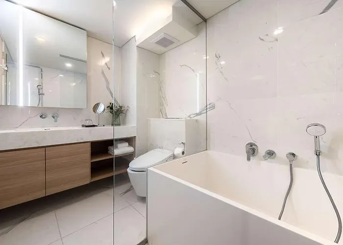 Wyndham Garden Sukhumvit 42 Hotel