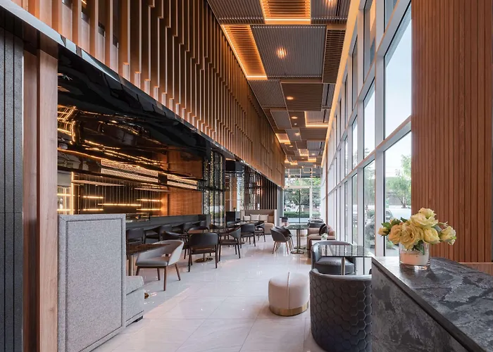 Wyndham Garden Sukhumvit 42 Hotel 4*