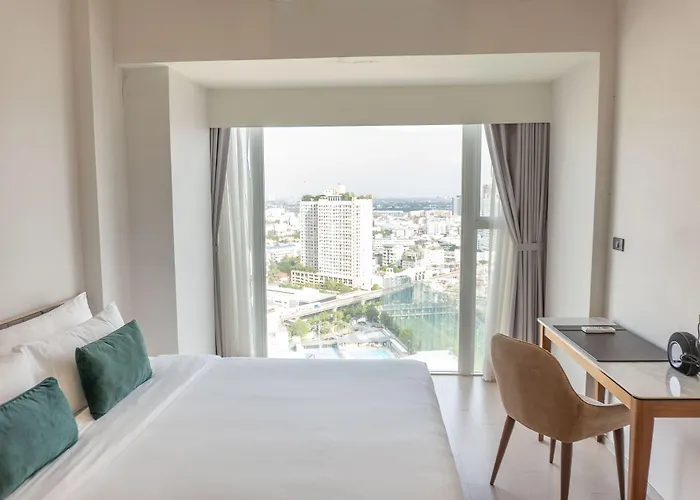 Wyndham Garden Sukhumvit 42 Hotel 4*