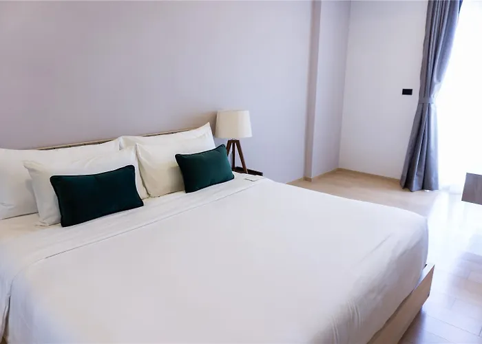 Wyndham Garden Sukhumvit 42 Hotel 4*