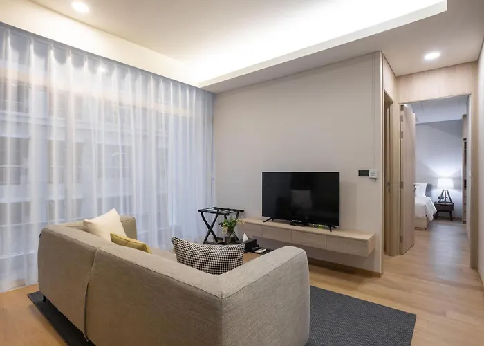 Wyndham Garden Sukhumvit 42 Hotel 4*