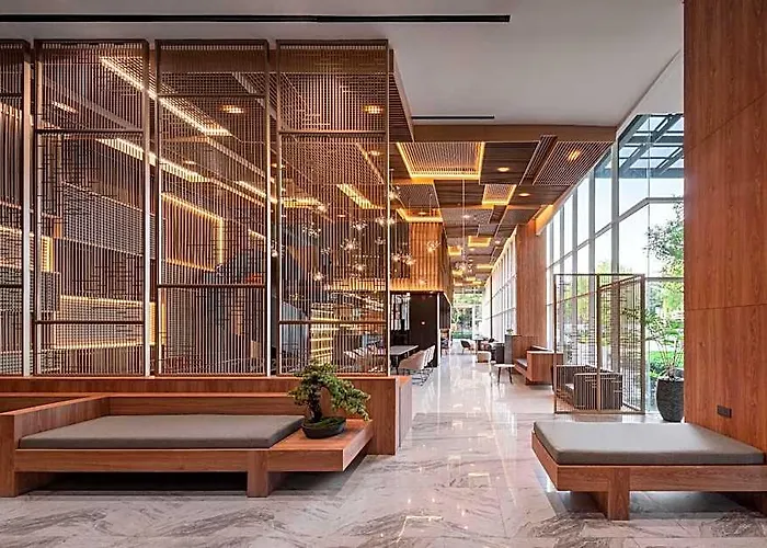 Wyndham Garden Sukhumvit 42 Hotel 4*