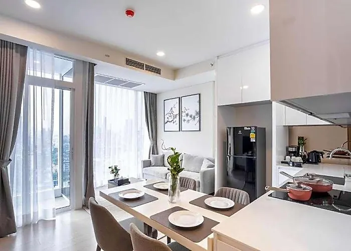 Wyndham Garden Sukhumvit 42 Hotel 4*